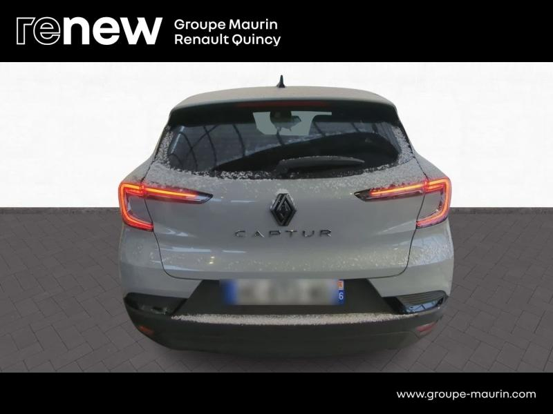 RENAULT Captur d’occasion à vendre à QUINCY-SOUS-SÉNART chez GGF - SAVY (Photo 6)