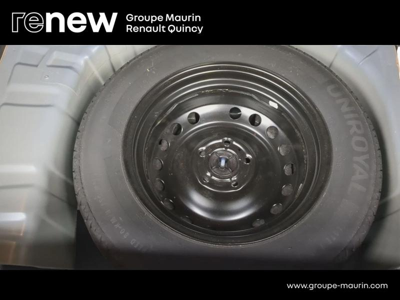 RENAULT Captur d’occasion à vendre à QUINCY-SOUS-SÉNART chez GGF - SAVY (Photo 10)