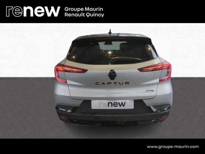 RENAULT Captur d’occasion à vendre à QUINCY-SOUS-SÉNART chez GGF - SAVY (Photo 6)