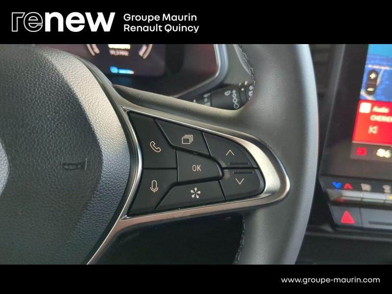 RENAULT Captur d’occasion à vendre à QUINCY-SOUS-SÉNART chez GGF - SAVY (Photo 20)