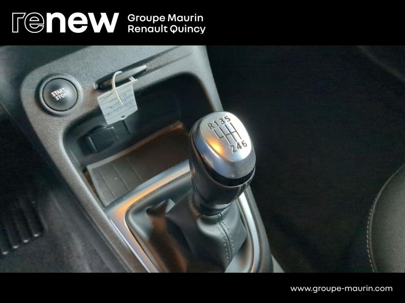 RENAULT Captur d’occasion à vendre à QUINCY-SOUS-SÉNART chez GGF - SAVY (Photo 19)