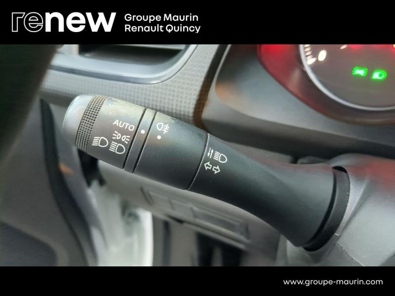 RENAULT Kangoo Van d’occasion à vendre à QUINCY-SOUS-SÉNART chez GGF - SAVY (Photo 14)