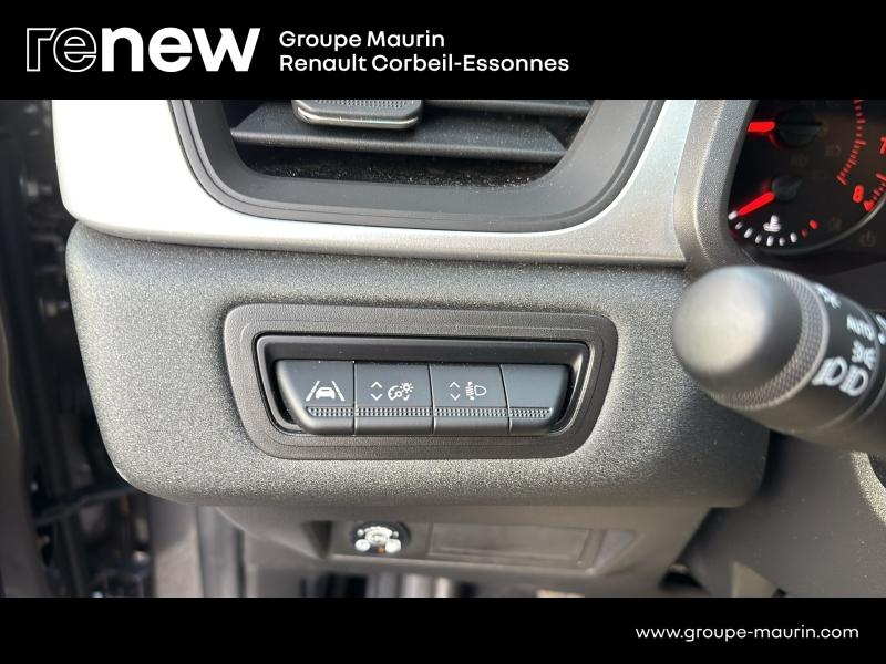 RENAULT Captur d’occasion à vendre à QUINCY-SOUS-SÉNART chez GGF - SAVY (Photo 20)