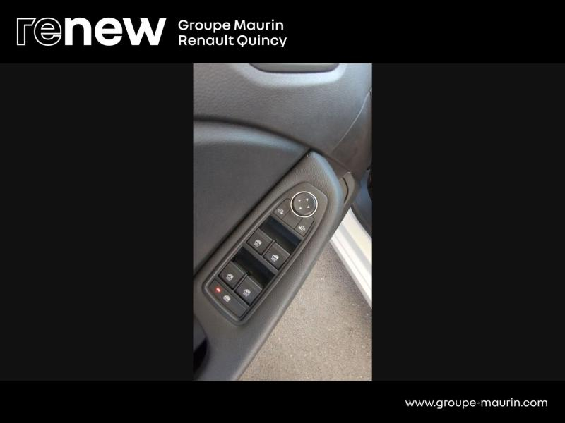 RENAULT Clio d’occasion à vendre à QUINCY-SOUS-SÉNART chez GGF - SAVY (Photo 14)