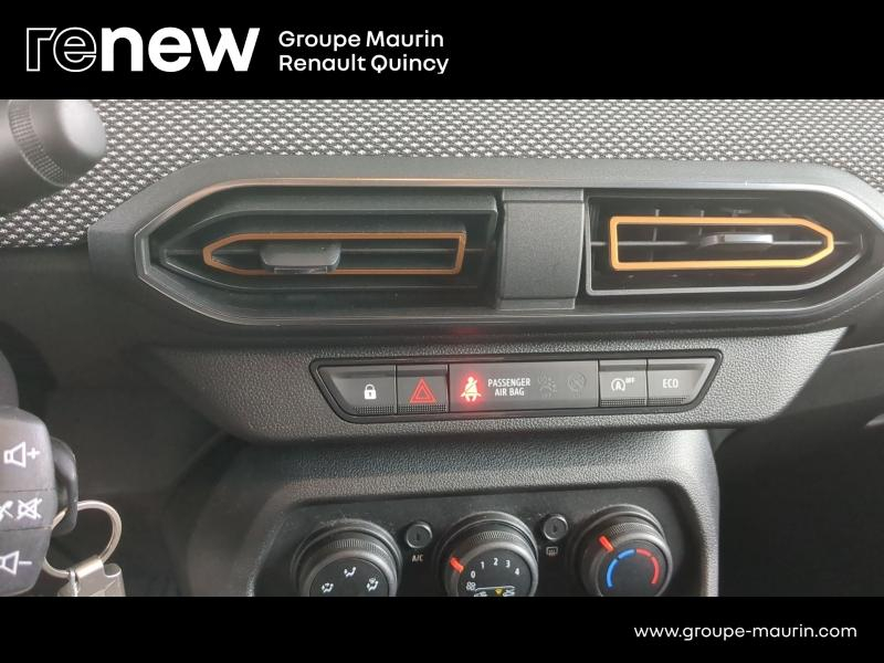 DACIA Sandero d’occasion à vendre à QUINCY-SOUS-SÉNART chez GGF - SAVY (Photo 6)