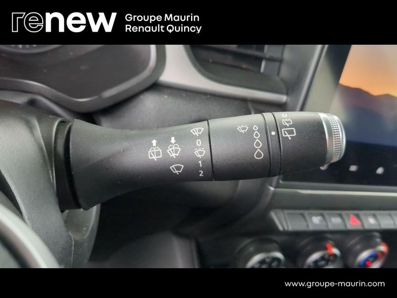 RENAULT Captur d’occasion à vendre à QUINCY-SOUS-SÉNART chez GGF - SAVY (Photo 17)