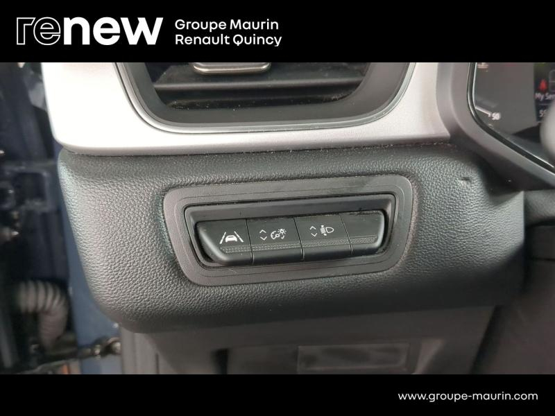 RENAULT Captur d’occasion à vendre à QUINCY-SOUS-SÉNART chez GGF - SAVY (Photo 17)