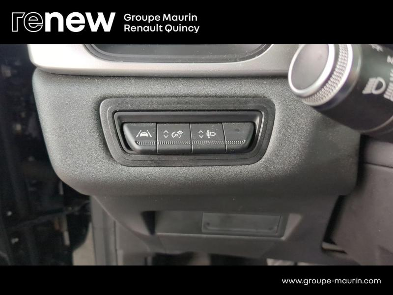 RENAULT Captur d’occasion à vendre à QUINCY-SOUS-SÉNART chez GGF - SAVY (Photo 14)