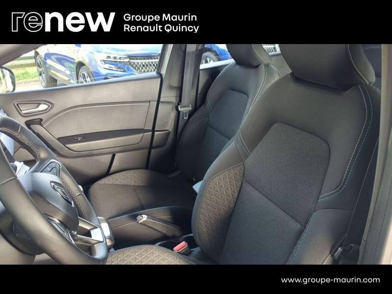 RENAULT Captur d’occasion à vendre à QUINCY-SOUS-SÉNART chez GGF - SAVY (Photo 11)