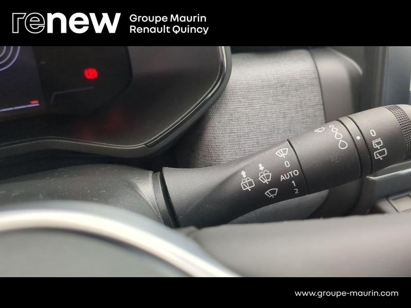 RENAULT Clio d’occasion à vendre à QUINCY-SOUS-SÉNART chez GGF - SAVY (Photo 15)
