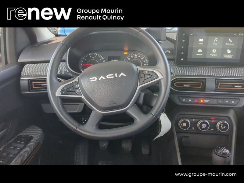 DACIA Sandero d’occasion à vendre à QUINCY-SOUS-SÉNART chez GGF - SAVY (Photo 12)