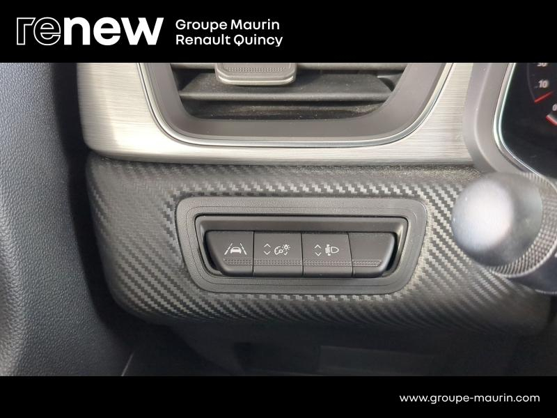 RENAULT Captur d’occasion à vendre à QUINCY-SOUS-SÉNART chez GGF - SAVY (Photo 15)